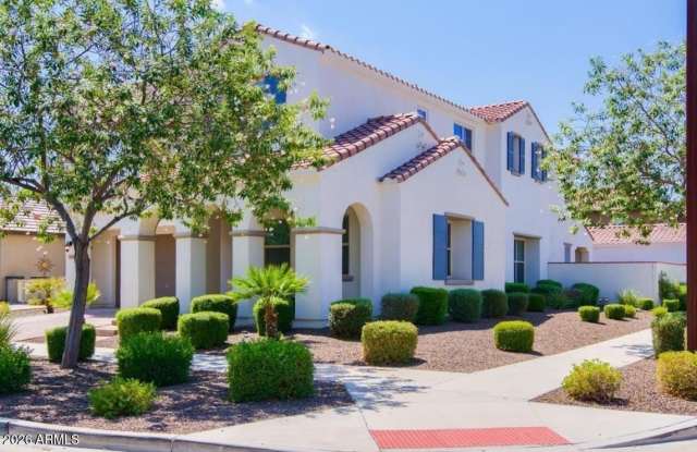 5104 S Salk Lane Gallery 2
