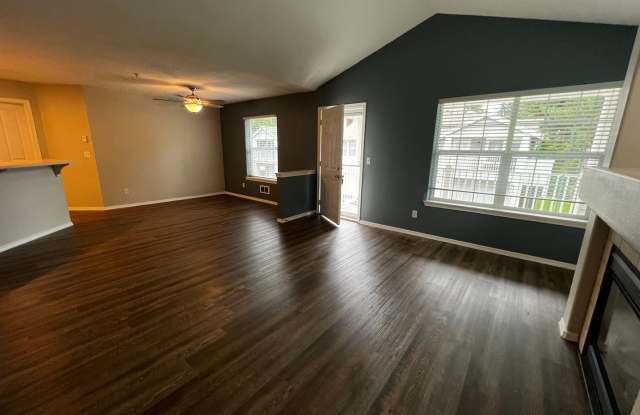 2 Bedroom Attached Garage DuPont Condo for Rent photos photos
