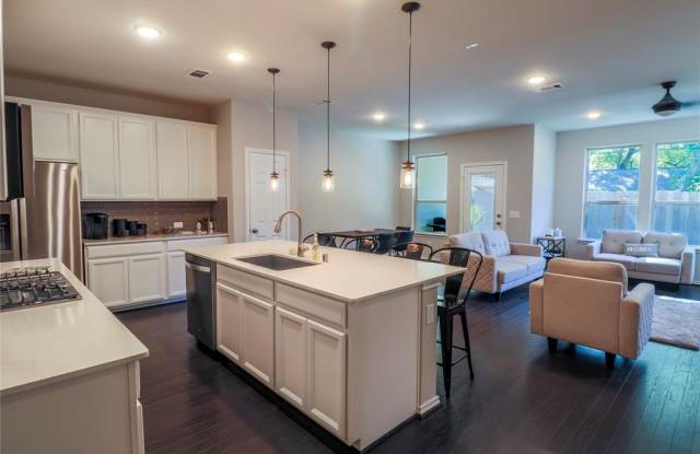 10929 Cannes Memorial Dr Gallery 4