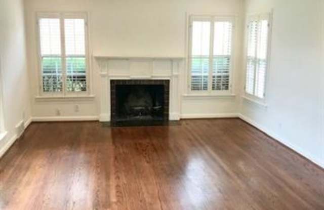 6204 Del Norte Lane Gallery 2