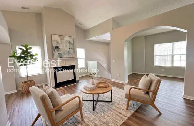 4095 Robin Circle Gallery 3
