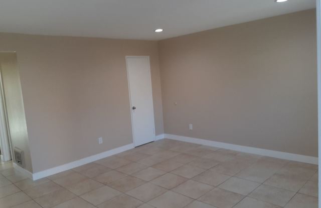 16841 Bream Ln. #71 Gallery 2