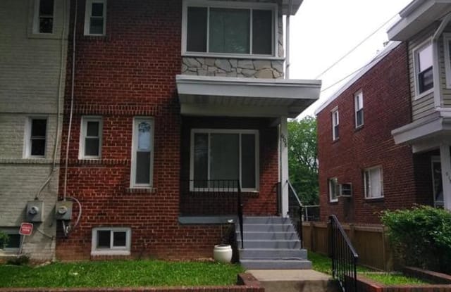 608 KENSINGTON PL NE - 608 Kensington Place Northeast, Washington, DC 20011