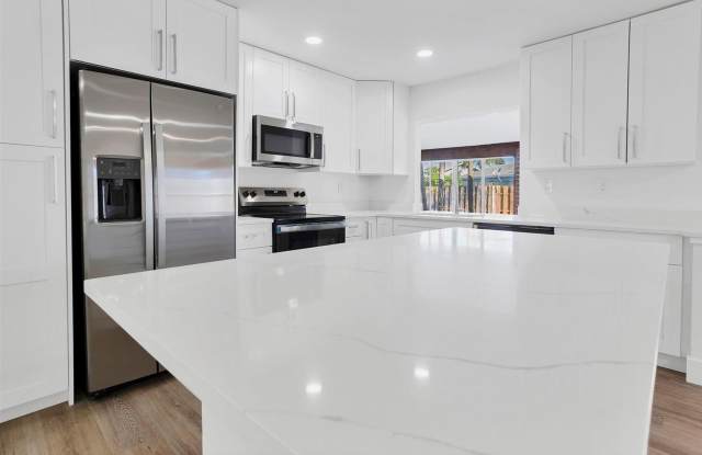 7841 NW 46 Street, Lauderhill, FL 33351 photos photos