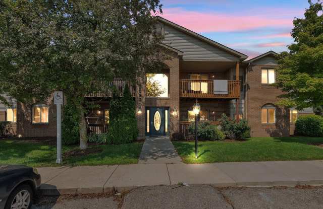 2592 Eagles Circle photos photos