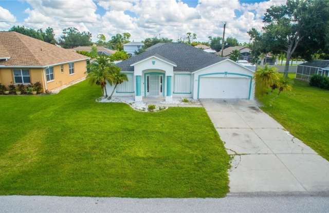 324 COMSTOCK STREET photos photos