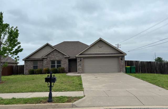 Great 4 Bedroom homes close to Bentonville West photos photos