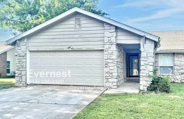 8126 East 65th Place photos photos