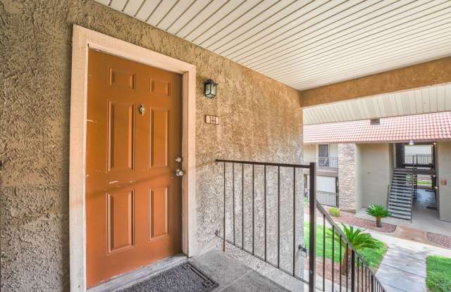 Bright Charming Condo with Hardwood Floors and Included Appliances! photos photos Bright Charming Condo with Hardwood Floors and Included Appliances! photos photos