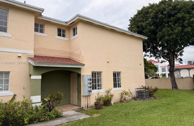18774 SW 100th Ave photos photos