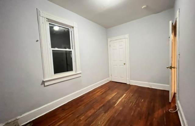 924 E Jersey St Gallery 2