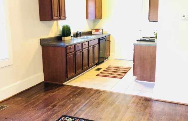 820 Parkwood - 820 Parkwood Avenue, Charlotte, NC 28205