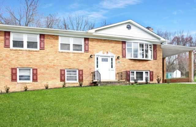 11900 Lusbys Lane - 11900 Lusbys Lane, Brandywine, MD 20613