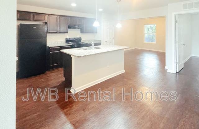3038 Rayford St Gallery 2