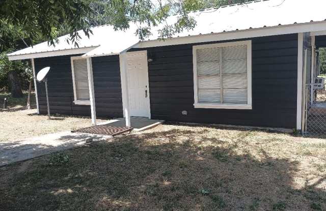 1025 Valley View St photos photos