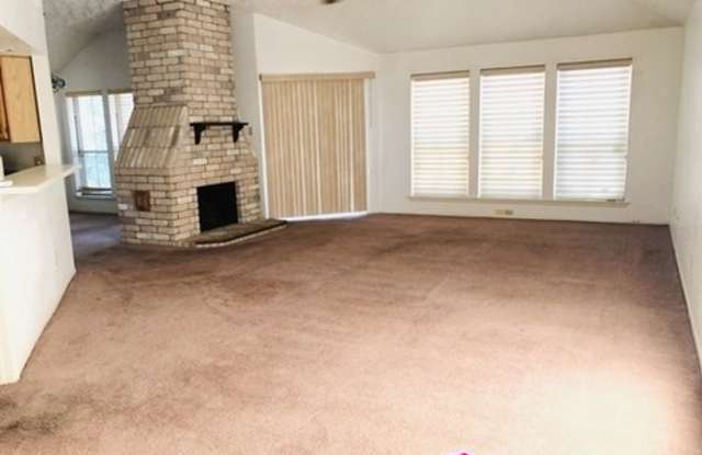15823 Roxton Ridge Drive Gallery 3