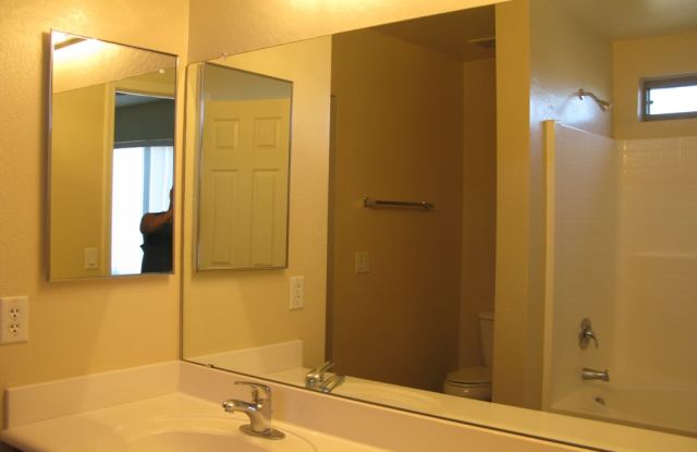 13008 W Lisbon Ln photos photos