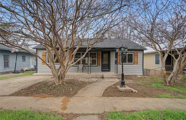 1411 W Gandy Street Gallery 1