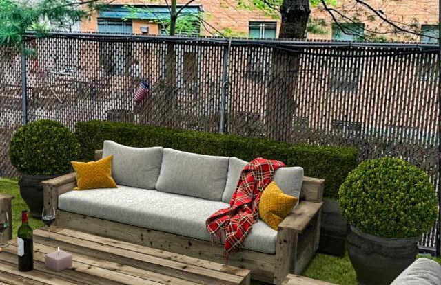 454 west 47th street photos photos