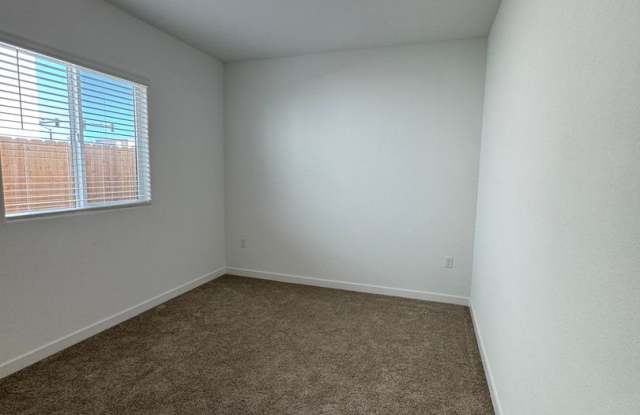 Beautiful Newly Built 3-Bedroom Home in Elk Grove! Gallery 4
