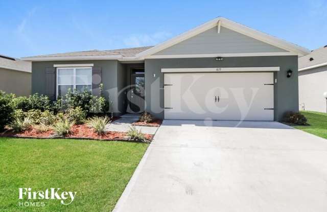 819 Guadalupe Drive - 819 Guadalupe Drive, Orange City, FL 32763