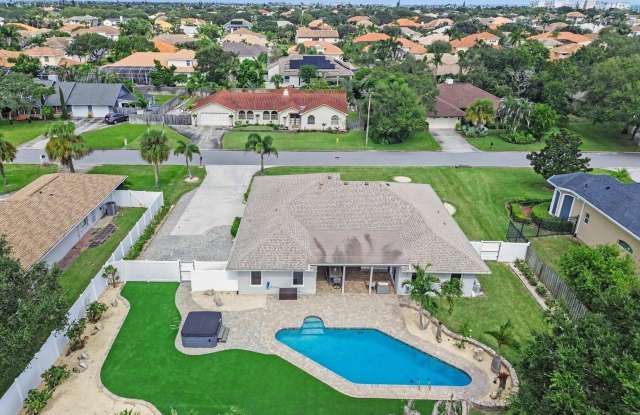 431 Mosswood Boulevard Gallery 4
