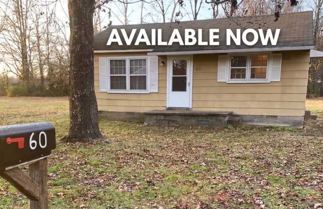 AVAILABLE NOW!!!  BEMIS LOCATION-  GREAT 2 BEDROOM HOME!!!!! photos photos