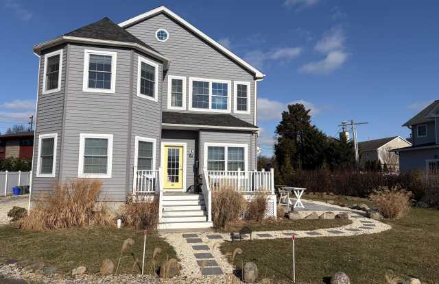 504 N Lake Drive photos photos