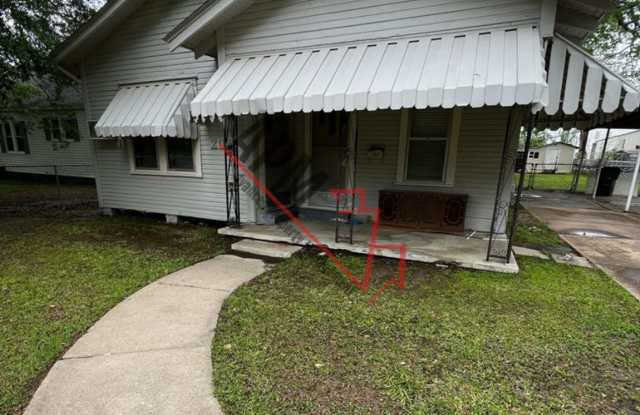 2 Bedroom in West Monroe! - 206 Hodge Street, West Monroe, LA 71291