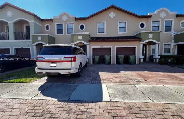 748 NE 34th Ave photos photos