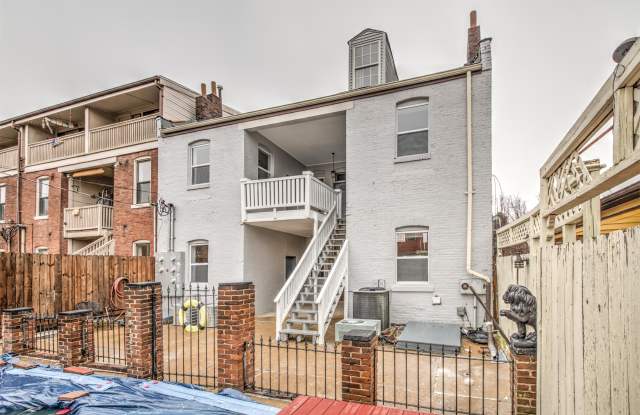 2013 South 11th Street - 1N Gallery 3