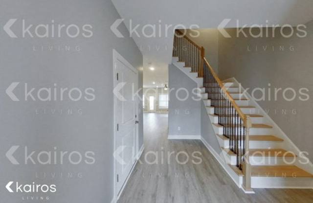 3717 Oak Leaf Way Gallery 2