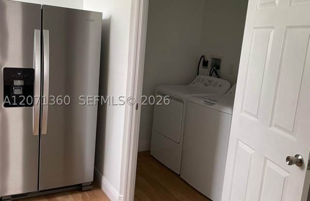 6882 SW 157th Ct Gallery 2