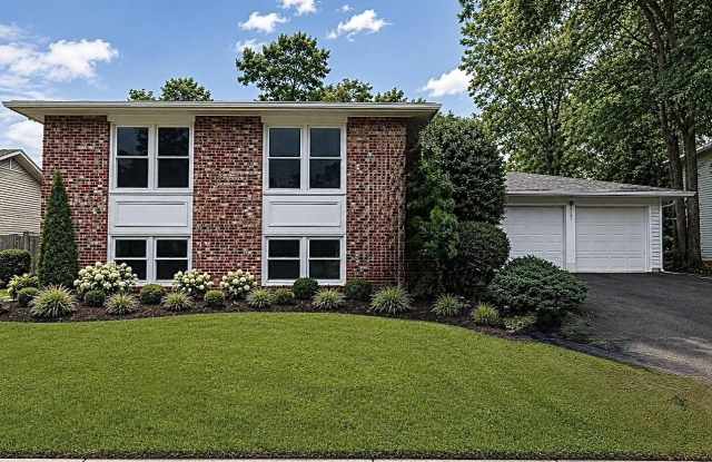 7107 SONTAG Way photos photos