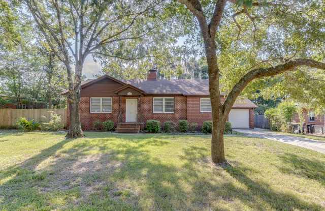 1330 Harbor Oaks Road - 1330 Harbor Oaks Road, Jacksonville, FL 32207