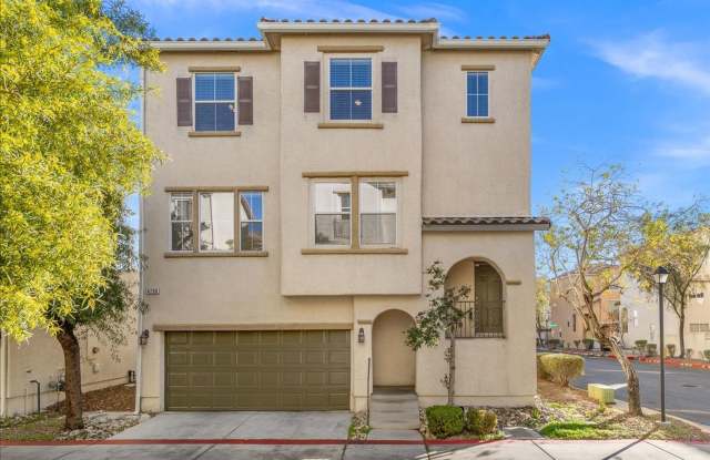 3 Story, Spacious and Inviting 3-bedroom In Centennial Hills, with Downstairs Bedroom Suite photos photos