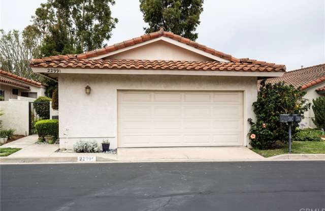 22991 Via Cruz - 22991 via Cruz, Laguna Niguel, CA 92677