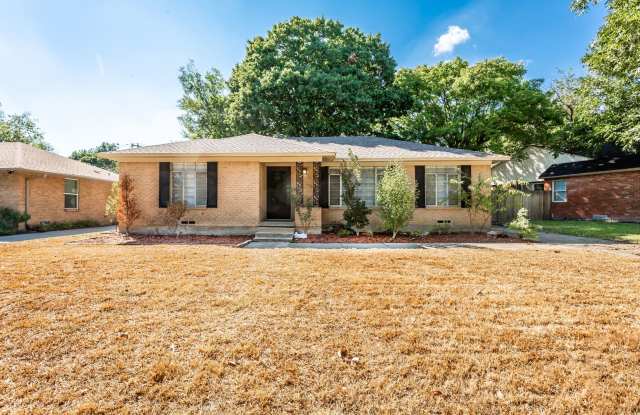 2 Bedroom, 2 Bath in Old Lake Highlands - 511 Classen Drive, Dallas, TX 75218