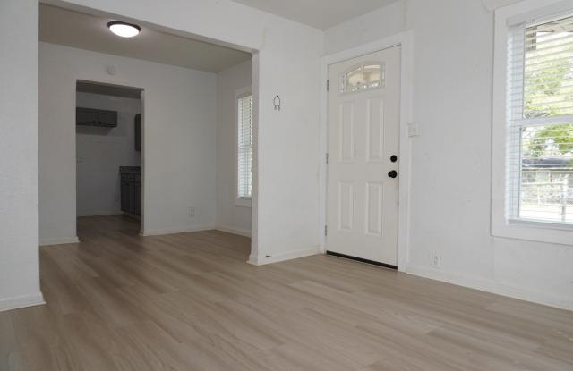230 Goforth Dr photos photos