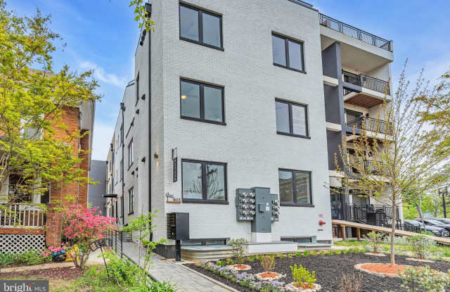 1103 FERN STREET NW photos photos