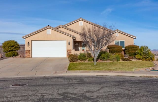 728 Obsidian Drive - 728 Obsidian Drive, St. George, UT 84770