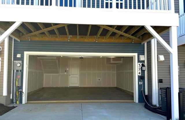 324 WATERCOURSE DR. Gallery 4