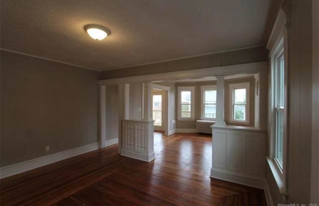 229 Campfield Avenue Gallery 4