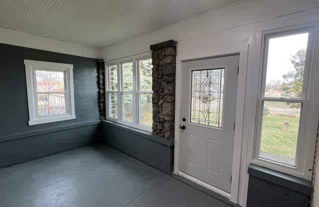 1638 Lathrop Ave photos photos