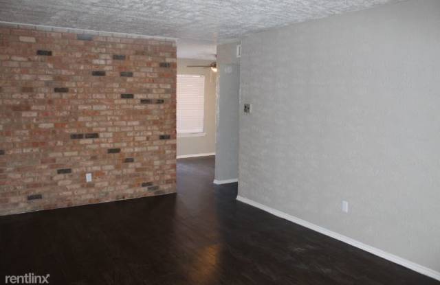 825 Gallery 3