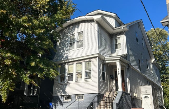 117 Lyons Avenue - Ground level - 117 Lyons Avenue, Newark, NJ 07112