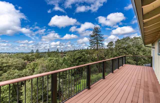 17780 Redberry Ln Gallery 3