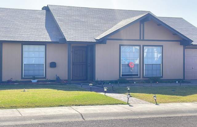 Charming 3 bedroom home in Glendale! photos photos