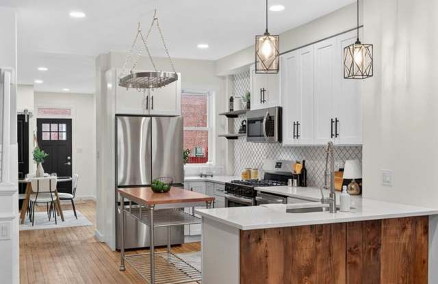 Gorgeous 4 Bedroom 2.5 Bathroom Available in Lancaster City - 584 North Plum Street, Lancaster, PA 17602