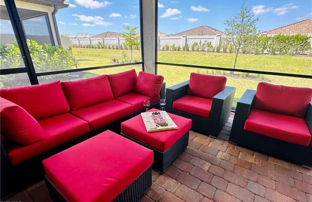 17434 Caravita photos photos